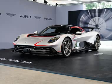 Aston Martin Valhalla