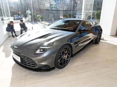 Aston Martin Vanquish