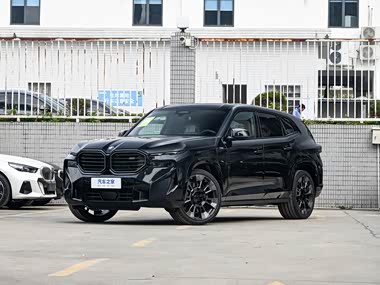 BMW XM