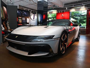 Ferrari 12Cilindri