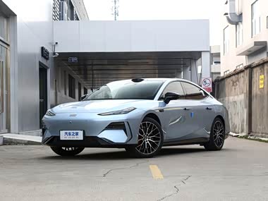 Geely Galaxy Galaxy E8