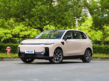 Leapmotor B10