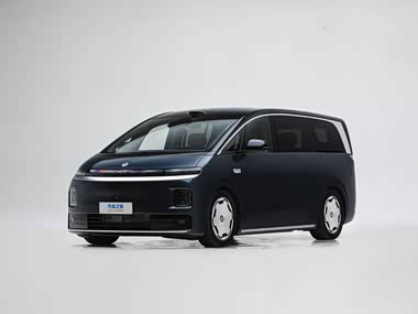 Leapmotor D99