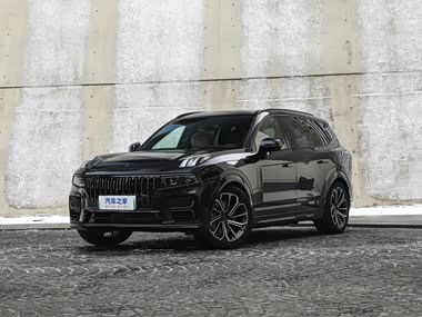 Lynk & Co 09 EM-P