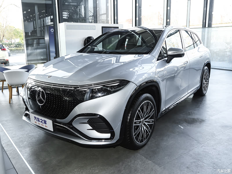 Mercedes-Benz EQS SUV