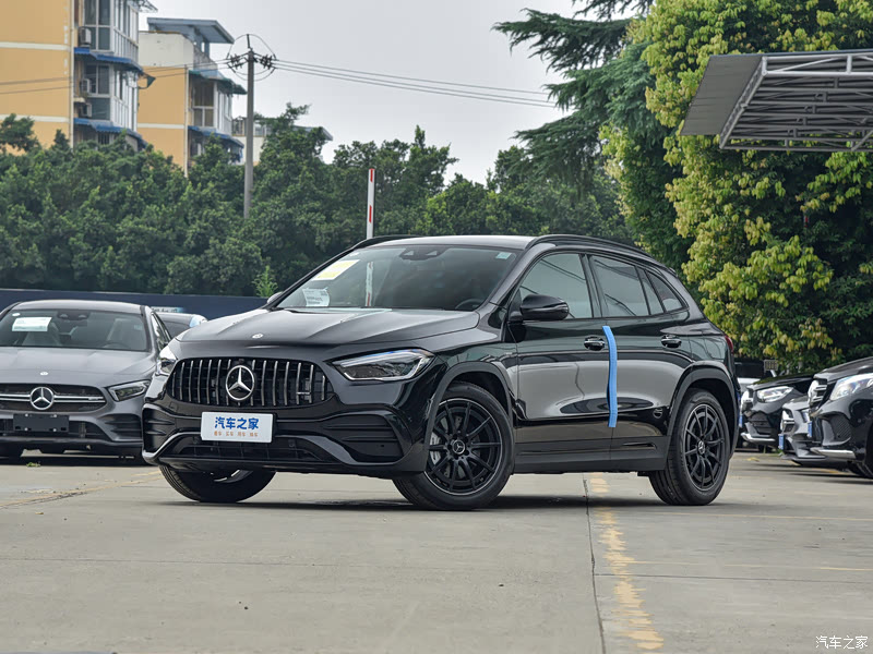 Mercedes-Benz GLA AMG