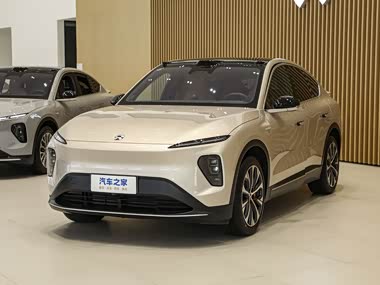 NIO EC7