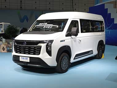 Sinotruk Pioneer V EV