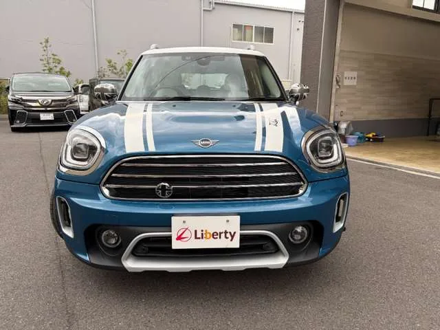 MINI Crossover