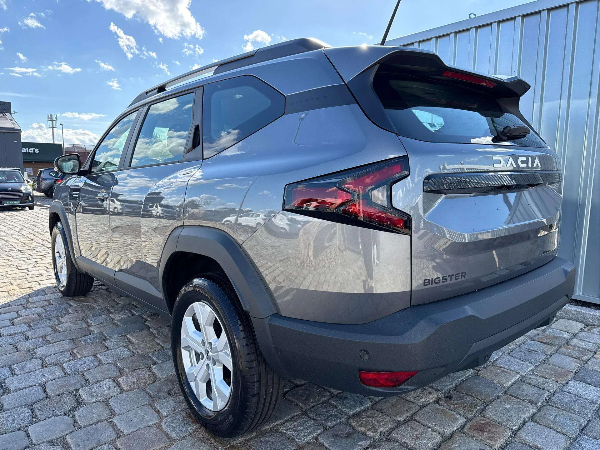 Dacia Bigster