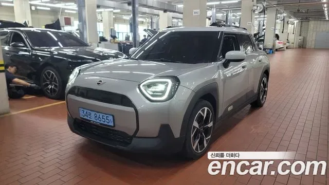 MINI Aceman