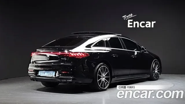Mercedes-Benz EQS