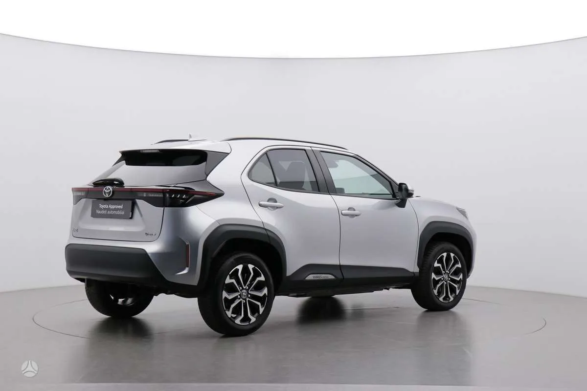 Toyota Yariscross