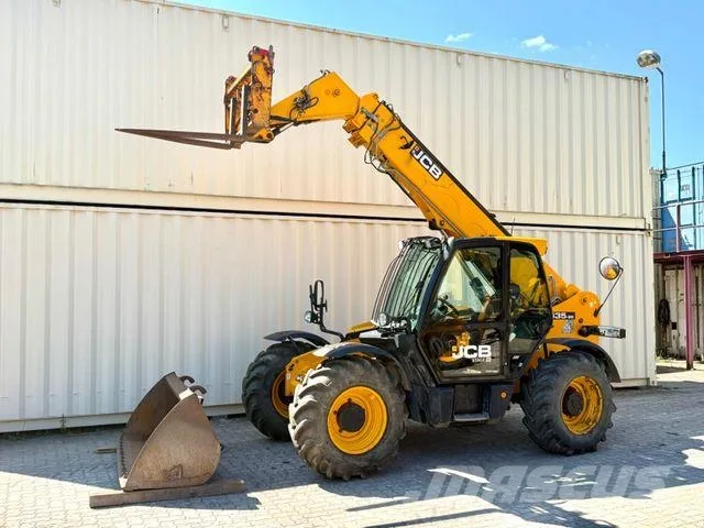 JCB 535