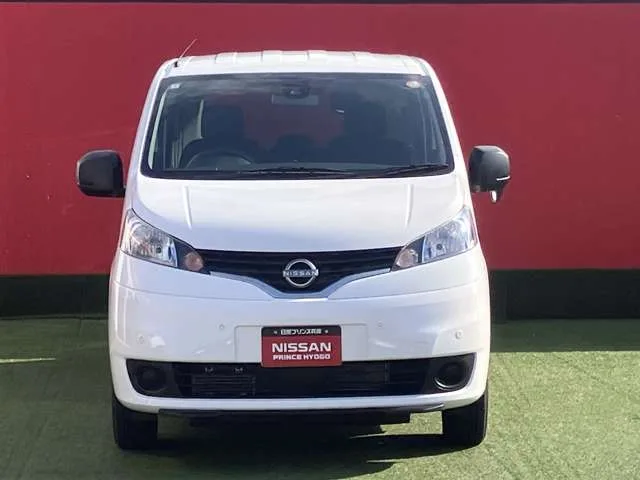 Nissan NV200 Vanette Van