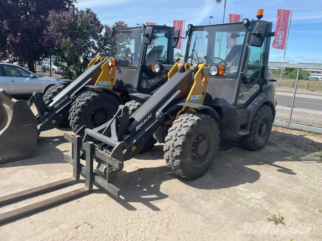 Mecalac AX700